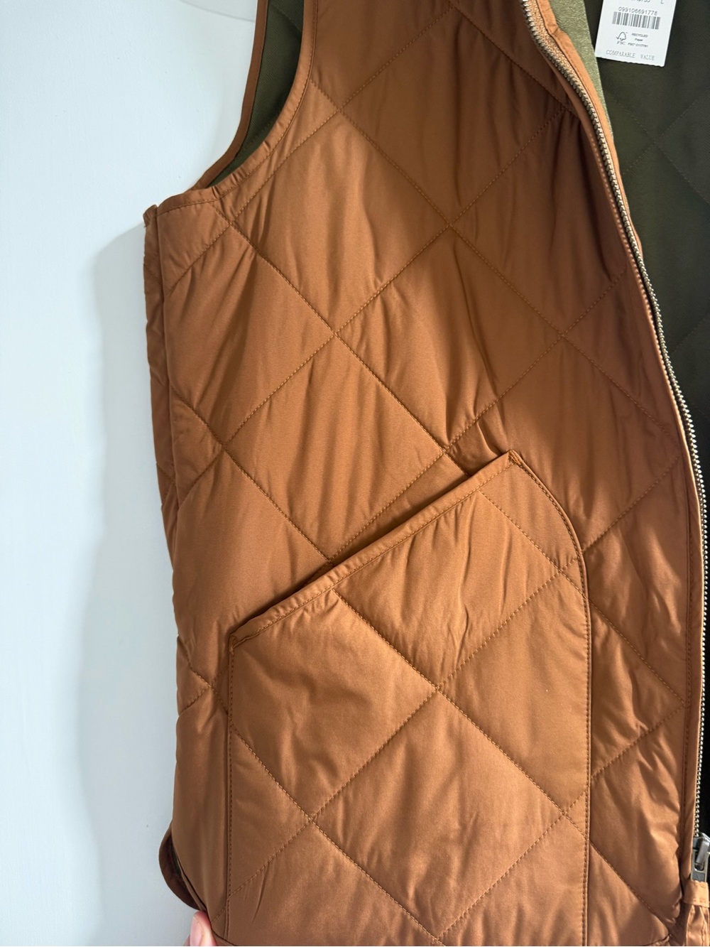 J. Crew Quilted Rust-Brown Men's Vest - Picture 3 of 5